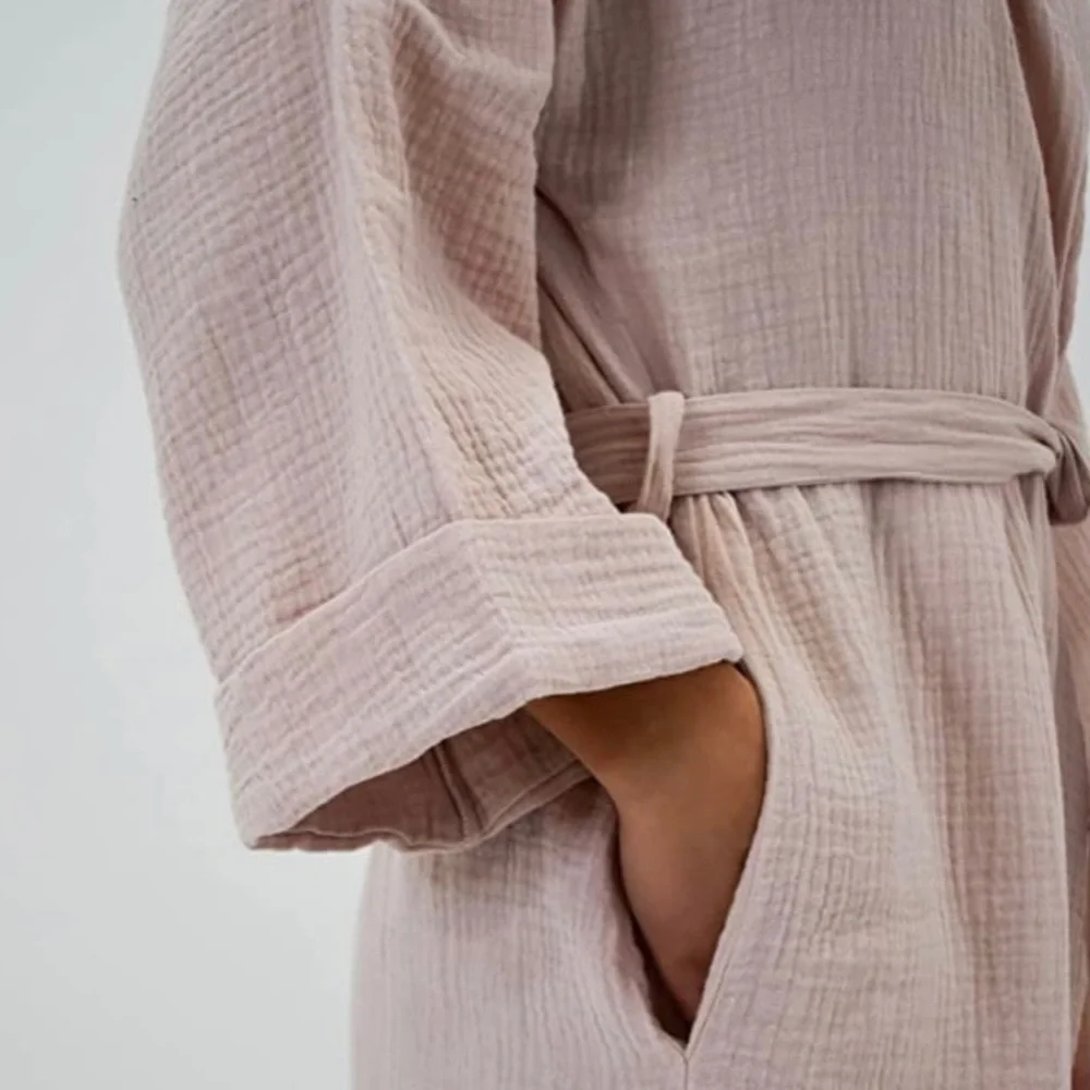 Turkish Muslin Robe - Picture 2 of 5